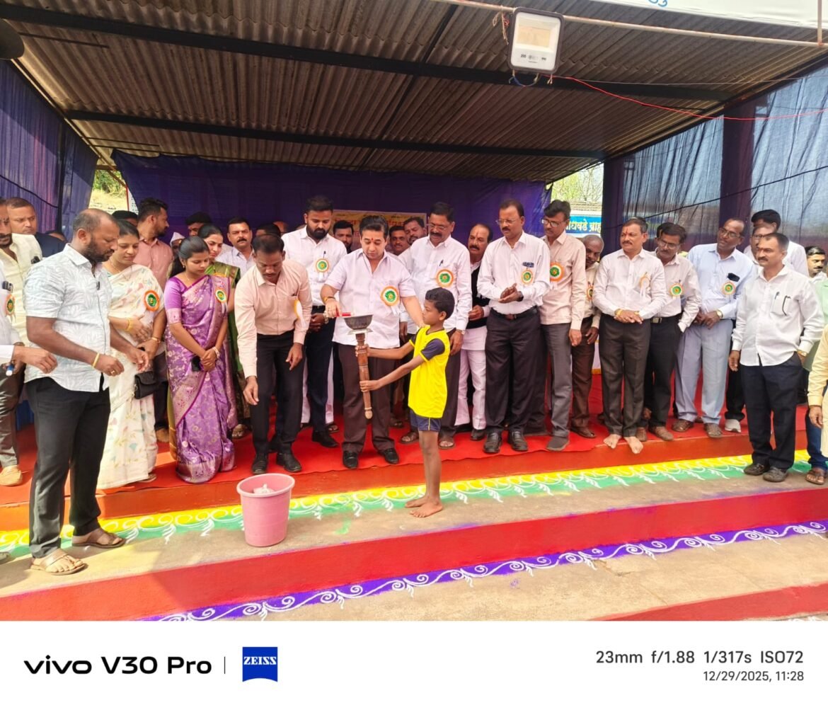 नाधवडे ब्राह्मणदेव नवलादेवी जिल्हा परिषद शाळा येथील तालुकास्तरीय बाल कला,क्रीडा व ज्ञानी मी होणार या महोत्सवाचे पालकमंत्री नितेशजी राणे यांच्या शुभहस्ते कार्यक्रमाचे उद्घाटन*