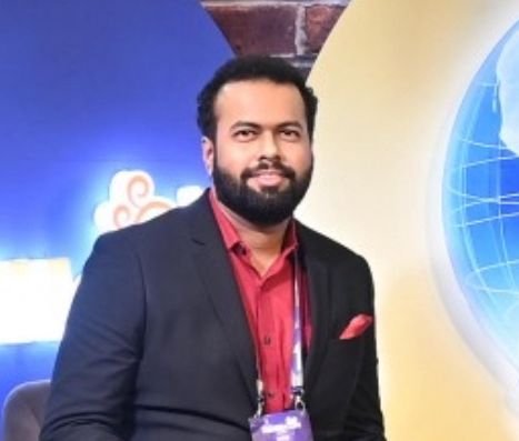 डॉ. तन्मय आठवले यांना प्रतिष्ठित ISAKOS संस्थेचे सदस्यत्व प्राप्त