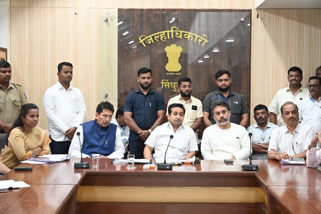 वाळू, चिरेखाण व वेळागर प्रश्नी जनतेच्या शंकांचे निरसन