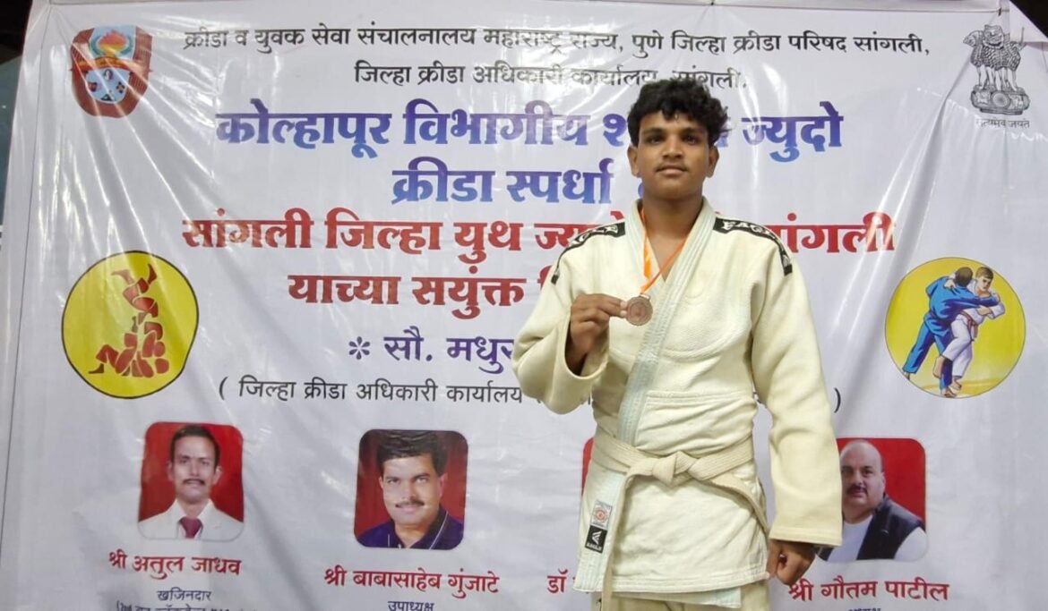 विभागीय ज्युदो स्पर्धेत न्यू इंग्लिश स्कूल व ज्युनि.कॉलेज फोंडाघाटचे सुयश