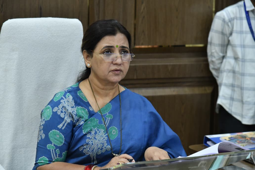 शहीदी समागम कार्यक्रम जागतिक स्तरावर नेण्यासाठी समन्वयाने काम करा : राज्यमंत्री माधुरी मिसाळ