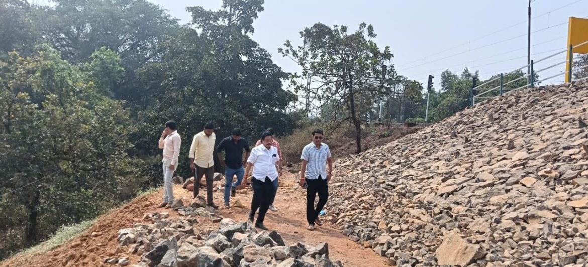 कणकवलीच्या सर्वांगीण विकासासाठी रेल्वे हद्दीतून ‘जोडमार्ग’ उभारणार- नगराध्यक्ष संदेश पारकर यांची ग्वाही