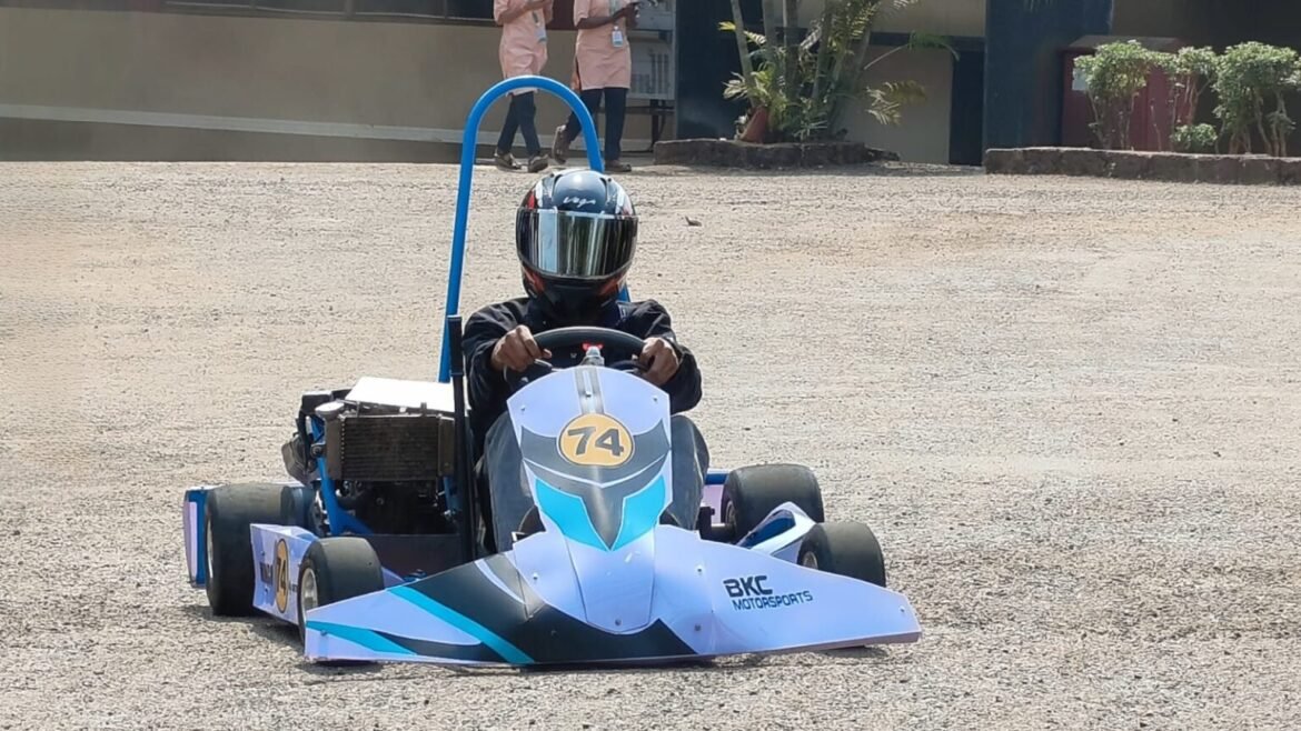 भोसले इन्स्टिट्यूट ऑफ टेक्नॉलॉजीच्या विद्यार्थ्यांनी बनवली गो-कार्ट