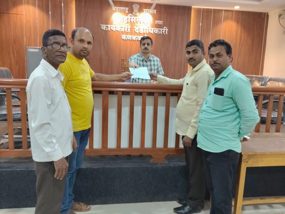 कणकवलीत अवकाळी व हवामान बदलाचा आंबा-काजूला मोठा फटका; नुकसान भरपाईसाठी शिवसेनेचे तहसीलदारांना साकडे