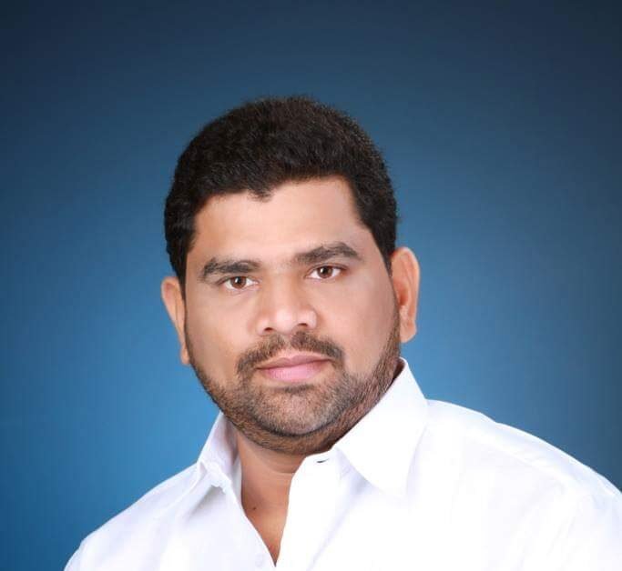 ना. नितीन गडकरींनी कोकण वासियांची माफी मागण्यापेक्षा कोकण वासियांना टोलमाफी द्यावी- वैभव नाईक