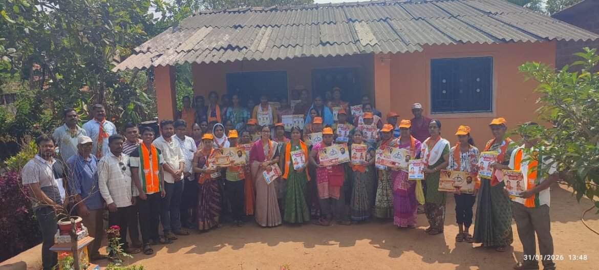 शिंदे गटाच्या सायली निंबाळकर यांची दमदार एंट्री; कोनाळमध्ये प्रचाराला मिळतोय उत्स्फूर्त प्रतिसाद”