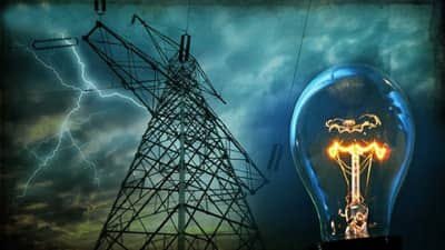 कणकवलीत महावितरणचा गजब कारभार..दिवसभर वीजपुरवठा खंडित, नागरिक व व्यापारी हैराण