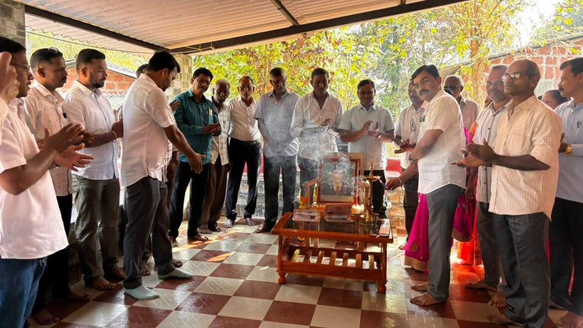 कै.प्रमोद परब स्मरणार्थ रक्तदान शिबिराचे आयोजन