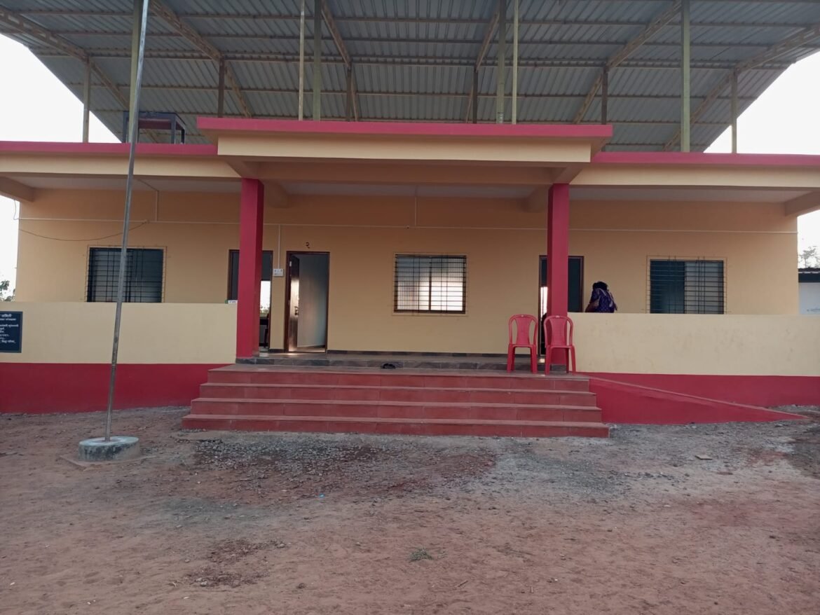 वायंगणी-सुरंगपाणी शाळेच्या नूतन इमारतीचे उद्घाटन