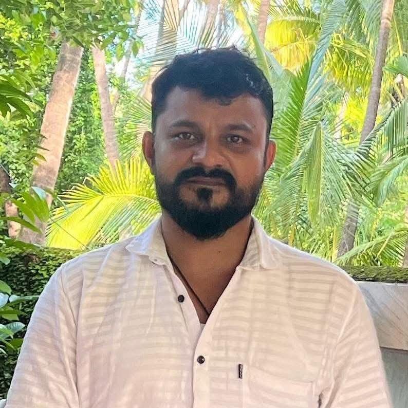 कणकवलीत बांधकाम व्यावसायिकाचा संशयास्पद मृत्यू; डोक्यावर गंभीर इजा…