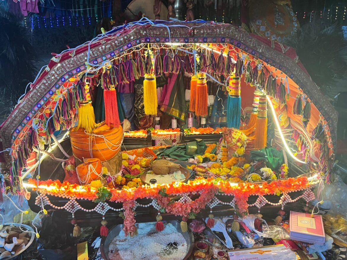 _ऐनारी येथे आज सरता खेळ_