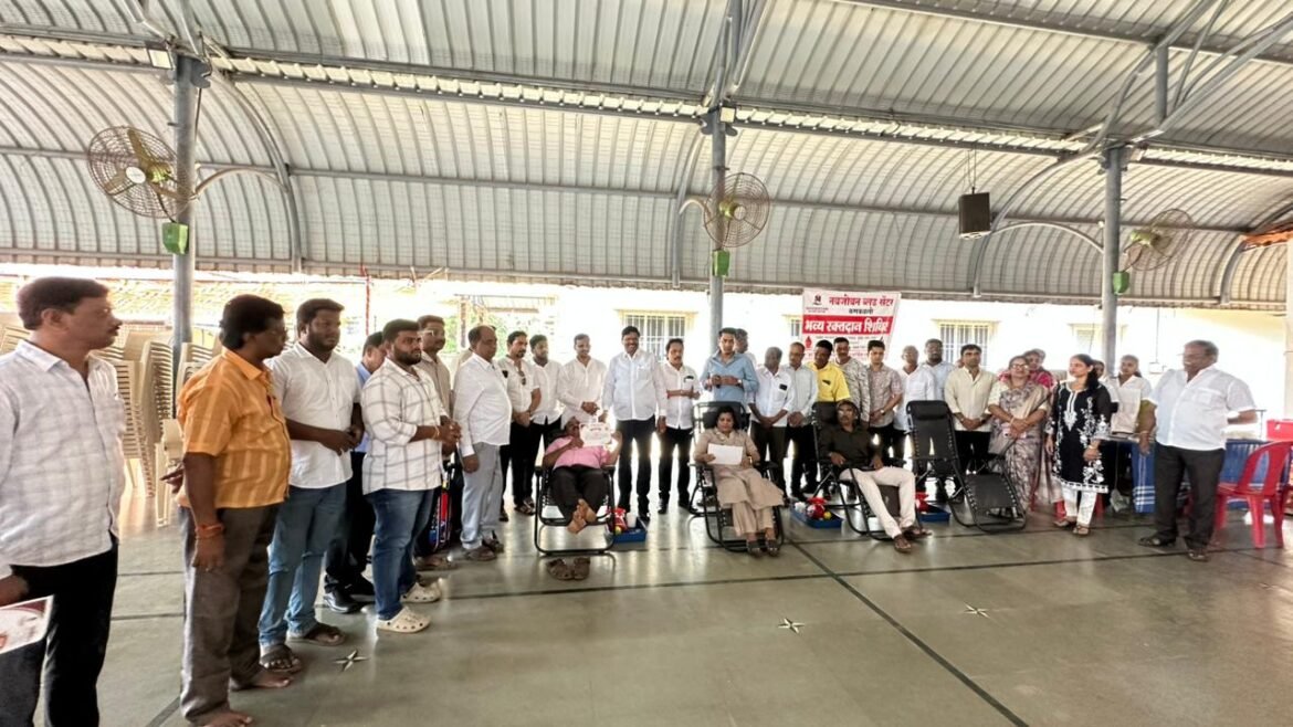 *कणकवली येथील शिबिरात ३५ दात्यांचे रक्तदान !*