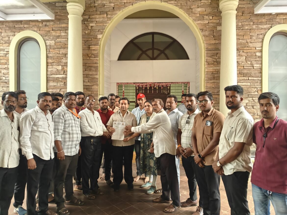 सुशांत दळवी खूनप्रकरणी सखोल तपासाची मागणी.!*