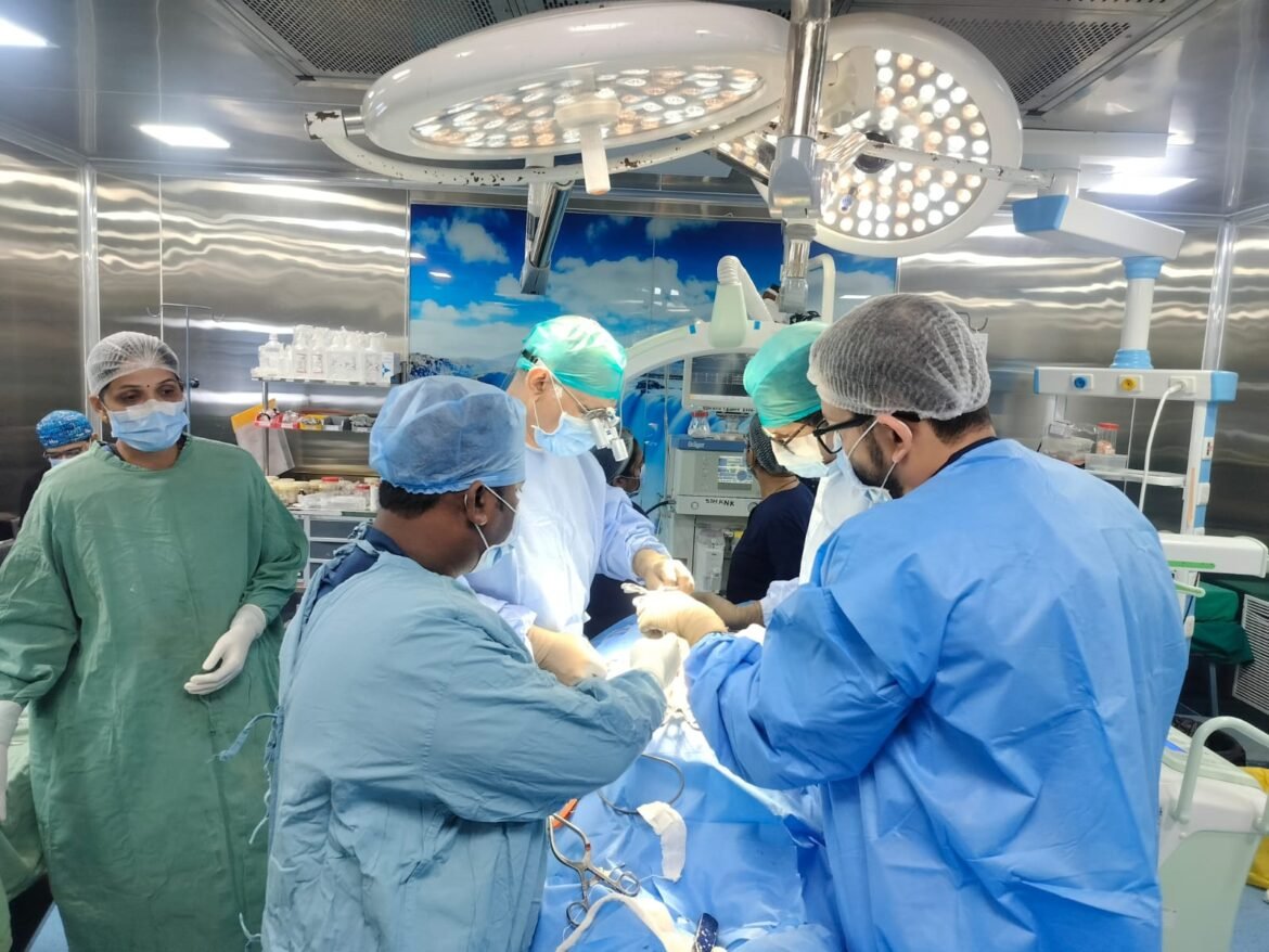 मोफत स्पाईन सर्जरी शिबिरात ८ रुग्णांवर यशस्वी शस्त्रक्रिया; कणकवली रुग्णालयाने जिंकला जनतेचा विश्वास.