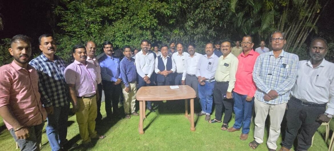 कणकवली येथील पत्रकारांनी खा.नारायण राणेंची घेतली सदिच्छा भेट..