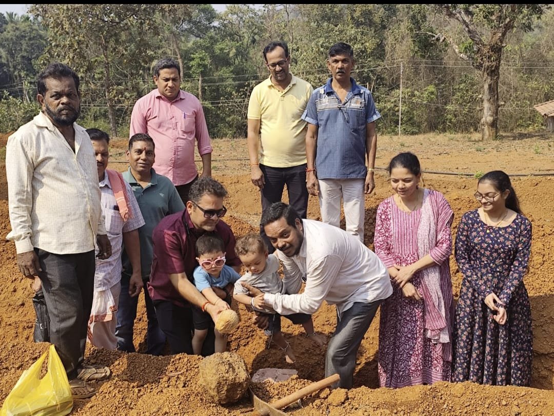 दांडेली येथे गोशाळेचे दोन बालकांच्या हस्ते केले भूमिपूजन, नाईक यांचा पुढाकार
