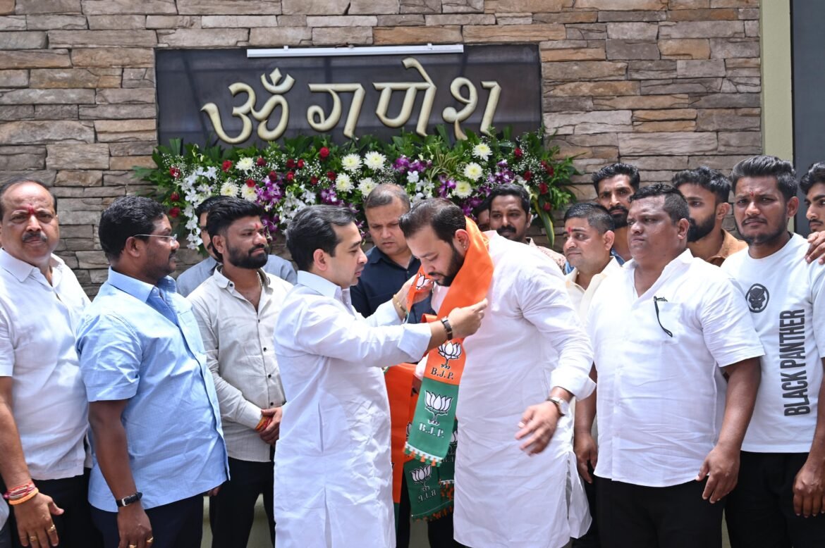 भुईबावड्यात उबाठा गटाला मोठा धक्का