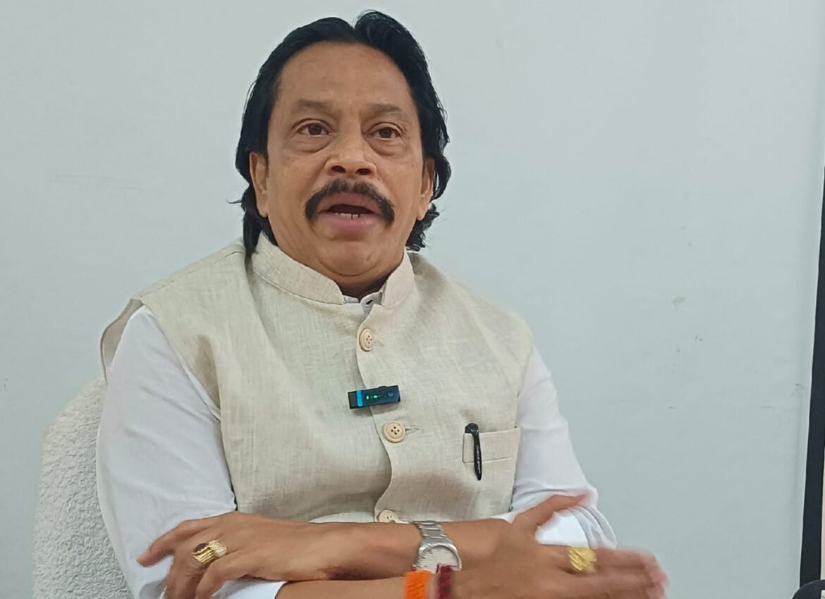 शक्तीपीठ महामार्ग राधानगरीमार्गे सिंधुदुर्गात उतरवा; संदेश पारकर यांची मागणी