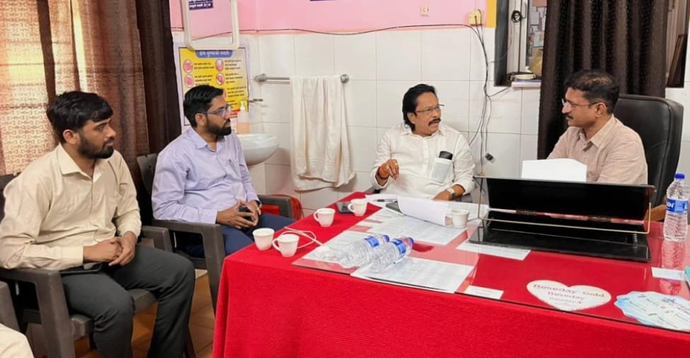 *कणकवली उपजिल्हा रुग्णालय केवळ ‘रेफर सेंटर’ राहता कामा नये*