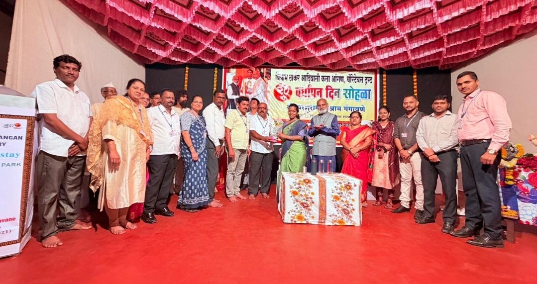 पद्मश्री परशुराम गंगावणे यांच्या उपस्थितीत संतोष नाईक यांना ‘कोकण रत्न’ पुरस्कार प्रदान