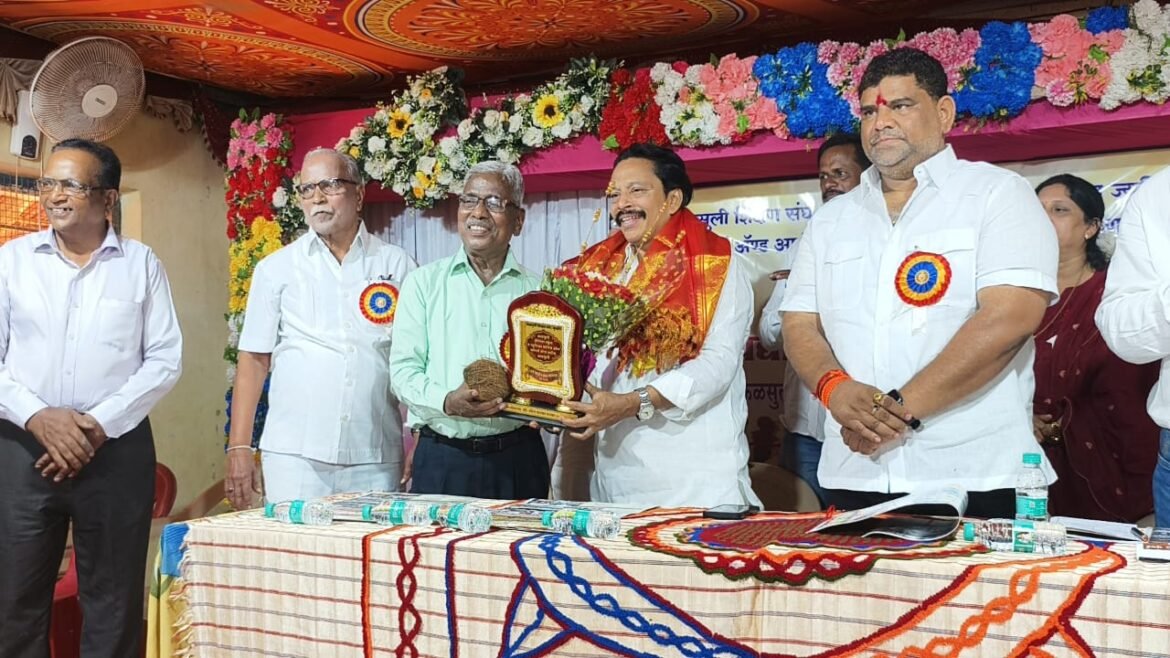 कळसुली इंग्लिश स्कूल व ज्युनिअर कॉलेज ऑफ कॉमर्स ॲण्ड आर्ट्स, हायस्कूलच्या माजी विद्यार्थी स्नेहमेळाव्यात शिक्षण व ग्रामीण विकासाचा सूर*