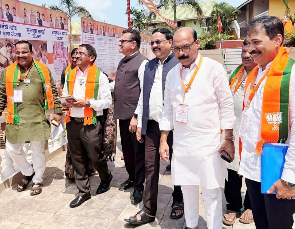पंडित दिनदयाळ उपाध्याय महाप्रशिक्षण अभियान अंतर्गत भव्य जिल्हा प्रदर्शनीचे उद्घाटन संपन्न