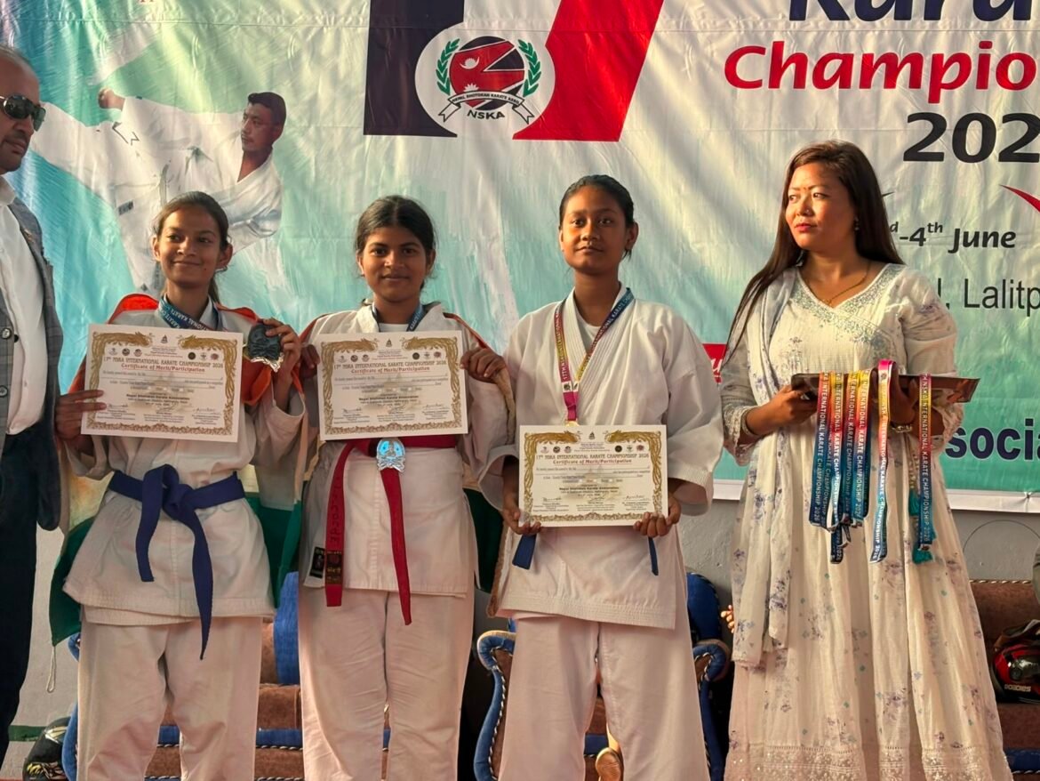 नेपाळमधील आंतरराष्ट्रीय कराटे स्पर्धेत हिंदळे गावच्या सिद्धी चिंबेची चमक; पटकावले रौप्य पदक