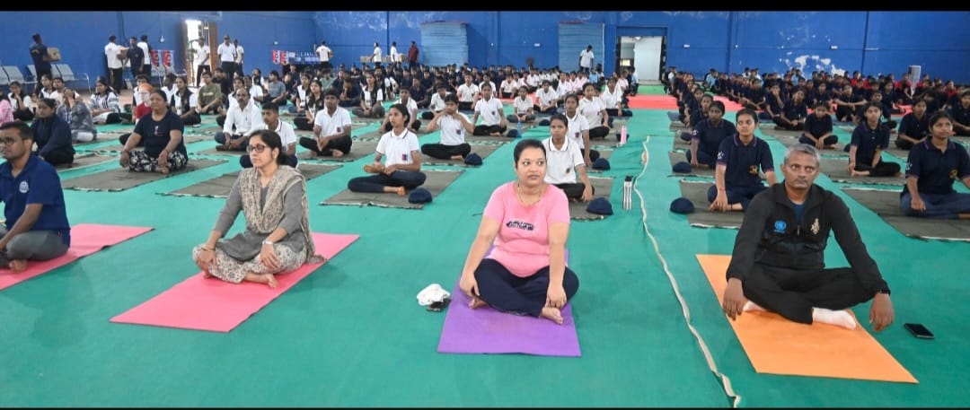 आंतरराष्ट्रीय योग दिन उत्साहात साजरा
