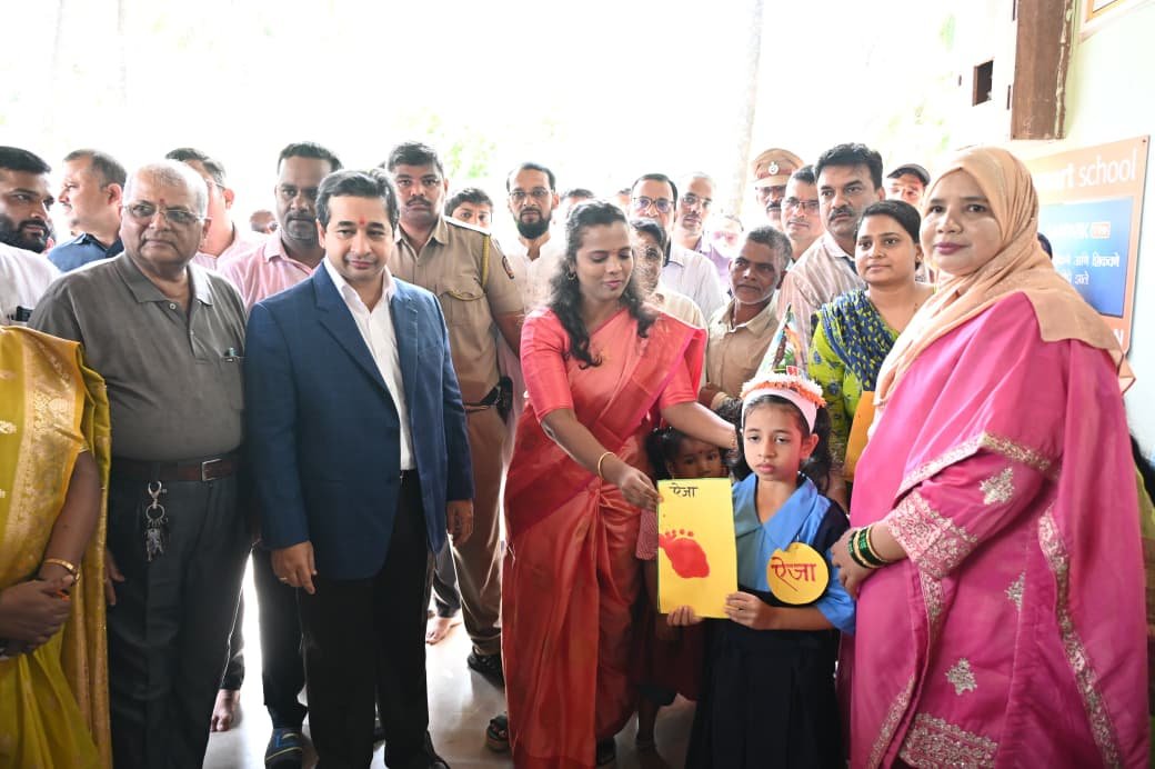 शिक्षण क्षेत्रात अभिनव उपक्रम राबविण्याचे पालकमंत्री नितेश राणे यांचे आवाहन