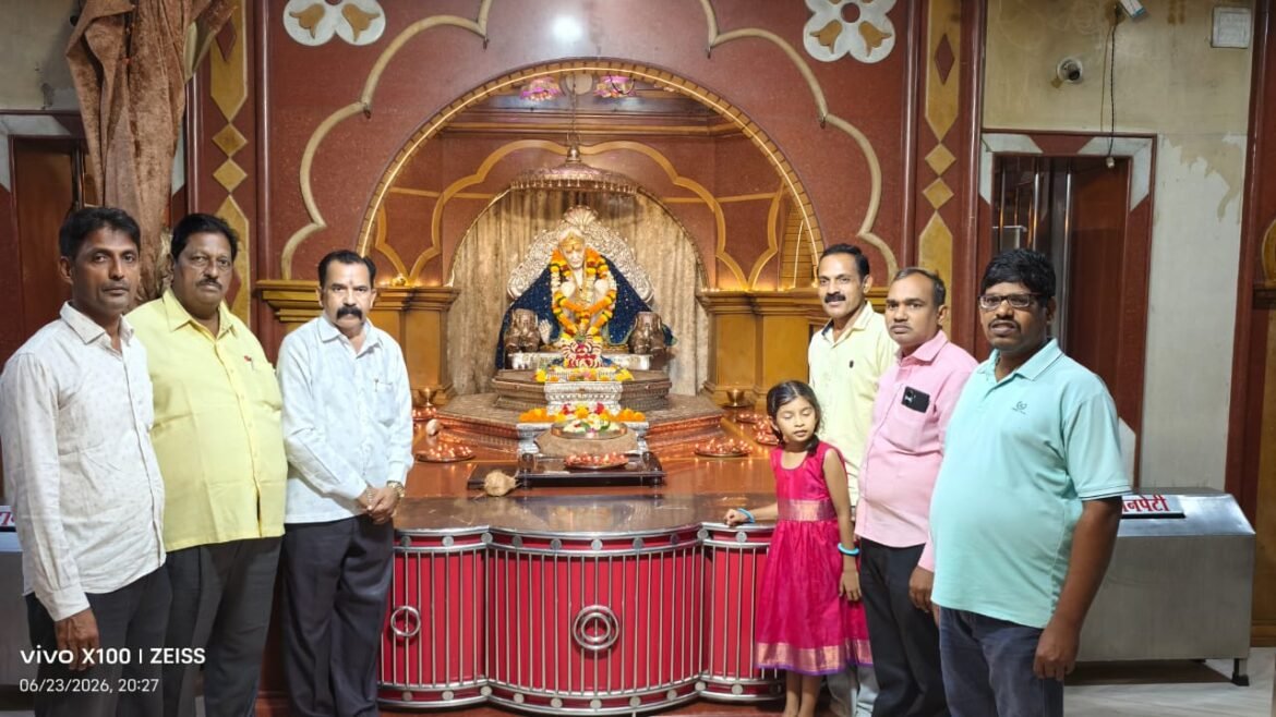 *नितेश राणे यांच्या वाढदिवसानिमित्त प्रार्थना व दीपोत्सव; मुख्यमंत्रीपदासाठीही व्यक्त सदिच्छा