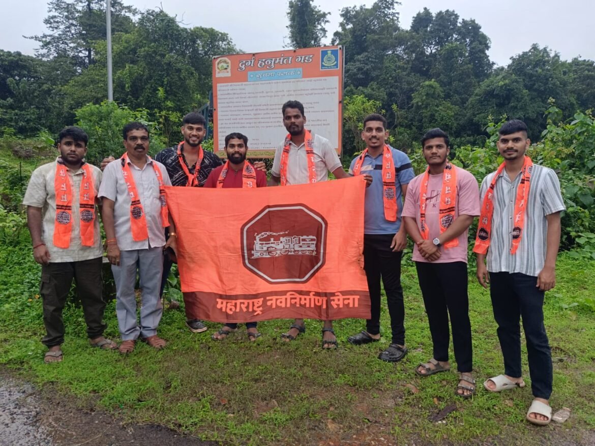 मनसेच्या इन्कमिंगला जोरदार सुरुवात; फुकेरी येथे युवकांचा पक्षप्रवेश