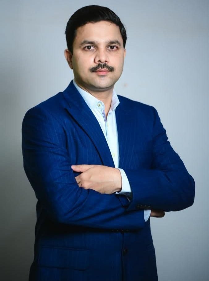 आंबा-काजू पिक कर्जाची नियमित परतफेड करणाऱ्या शेतकऱ्यांना जिल्हा बँकेकडून १कोटी ९० लाख व्याज सवलत जमा:मनिष दळवी