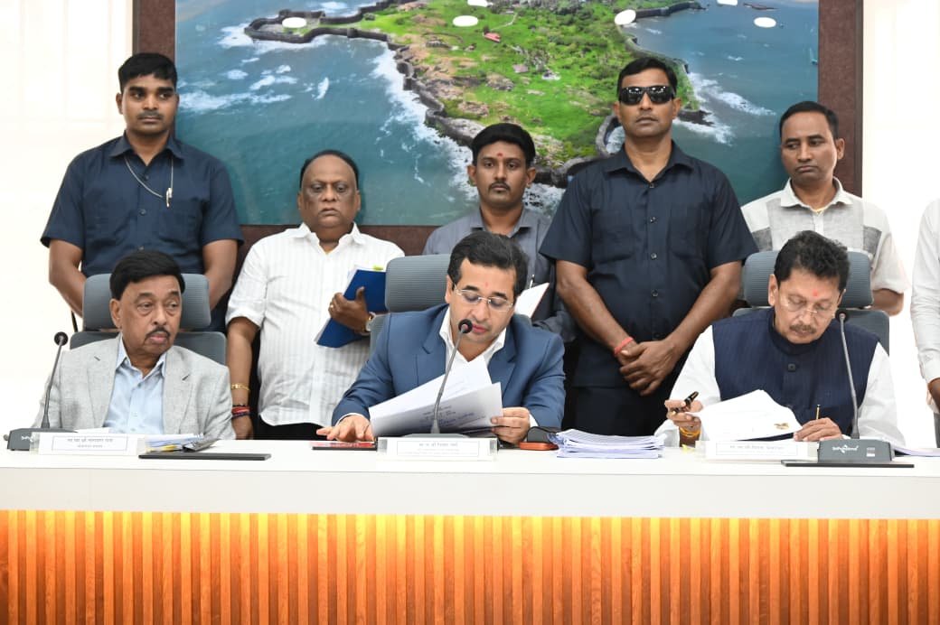 नाविन्यपूर्ण उपक्रमांमधून सिंधुदुर्गच्या आर्थिक प्रगतीला नवी दिशा-पालकमंत्री नितेश राणे