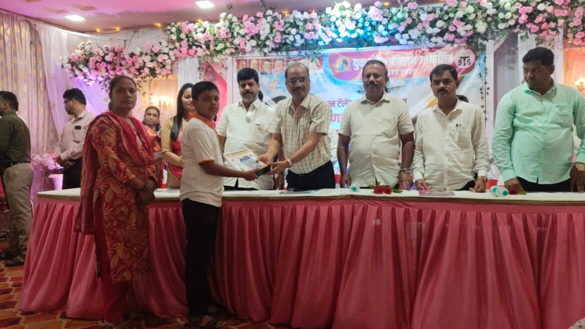 सिंधुरत्न टॅलेंट सर्च (STS) परीक्षेत फोंडाघाट एज्युकेशन सोसायटीच्या अर्णव राजाराम भिसे याचा जिल्ह्यातून प्रथम क्रमांक