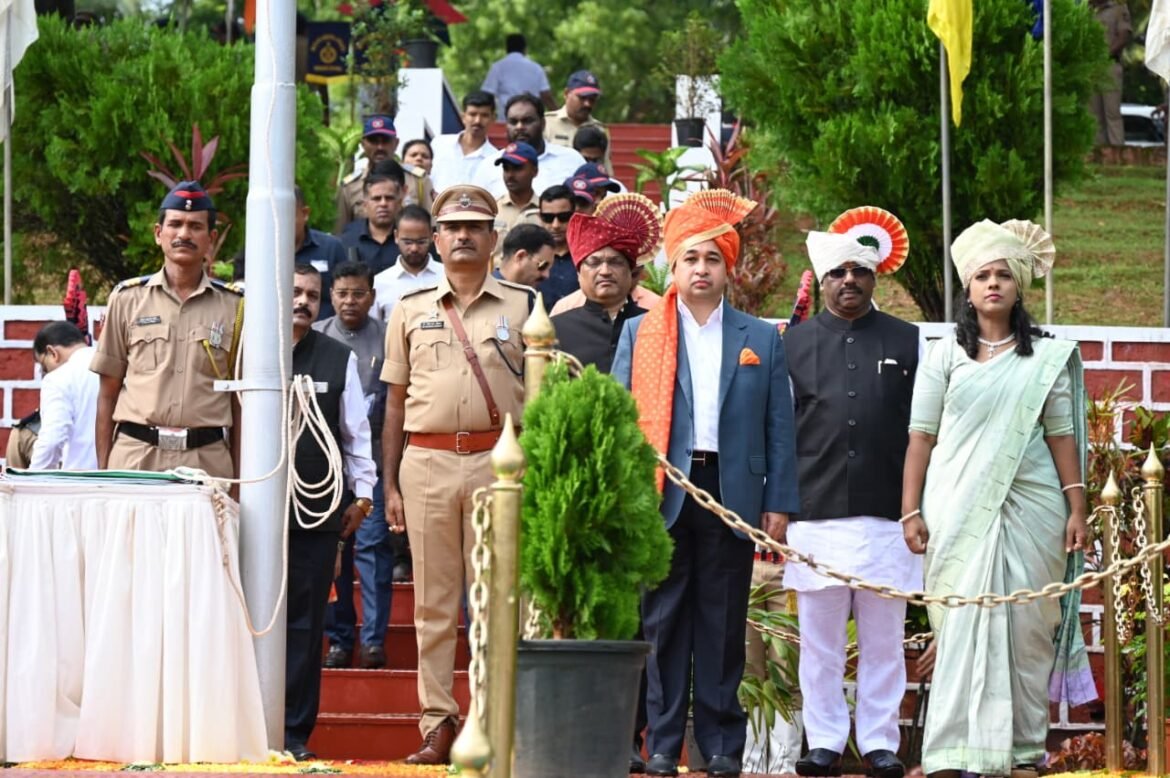 सिंधुदुर्गच्या सर्वांगीण विकासासाठी शासन कटिबद्ध : पालकमंत्री नितेश राणे